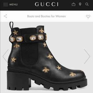 Like new Gucci ankle boots with bees